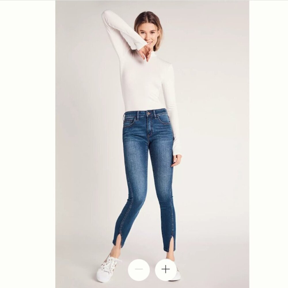 Anthro Pilcro Stet Mid-Rise Skinny Jeans with Split Hem - Size 29